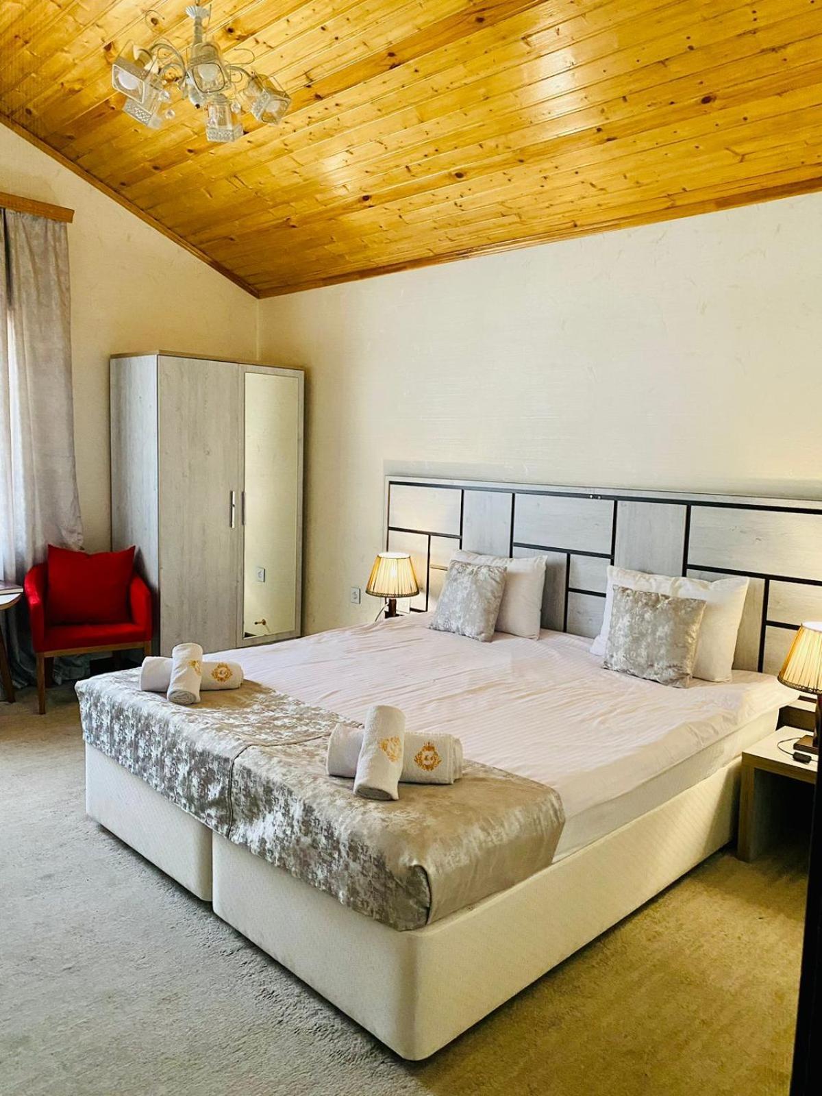 Minali Boutique Hotel Шекі Екстер'єр фото