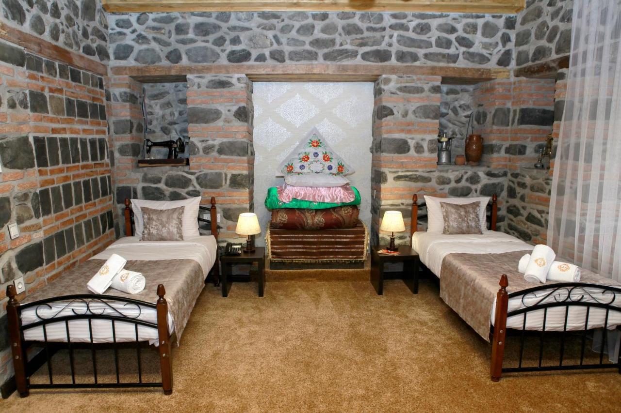 Minali Boutique Hotel Шекі Екстер'єр фото